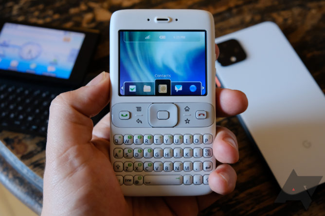 Android was born on this strange old phone prototype, but you would never recognize it - gkz hitech