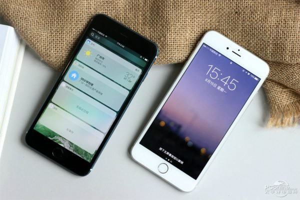 iPhone 7 Plus Bleu Nuit 2 - Apple met la pression sur ses fournisseurs pour l