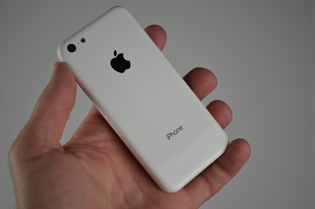 Apple iPhone 5C 24 1024x682 - iPhone 5C : la fiche technique dévoilée ?